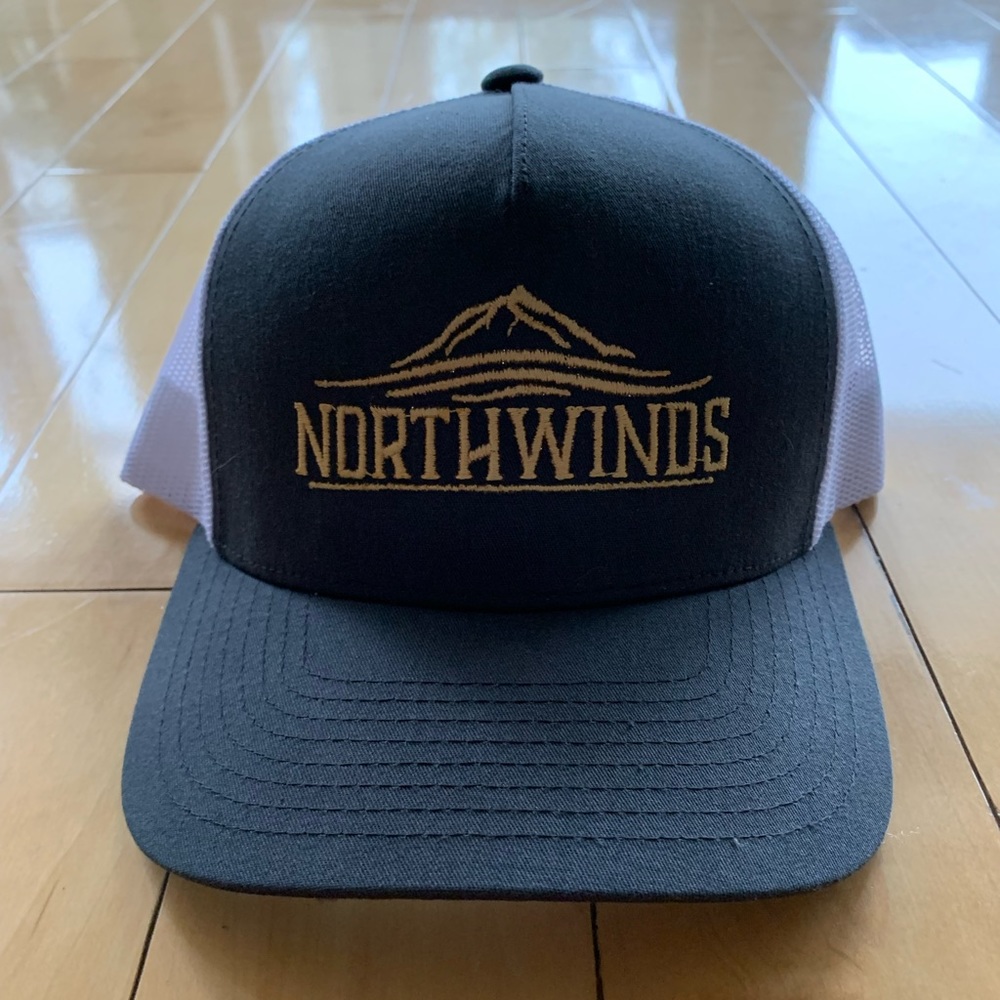 Brewery hat. Northwinds. Mesh back, never worn. Grey and white.
